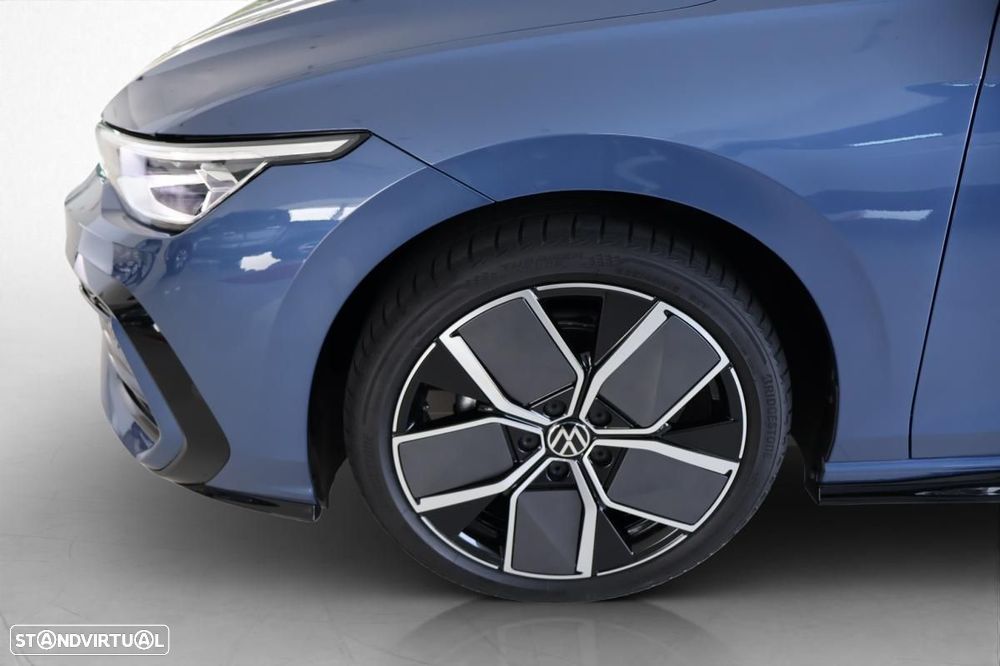 VW Golf 1.5 eTSI R-Line DSG - 19