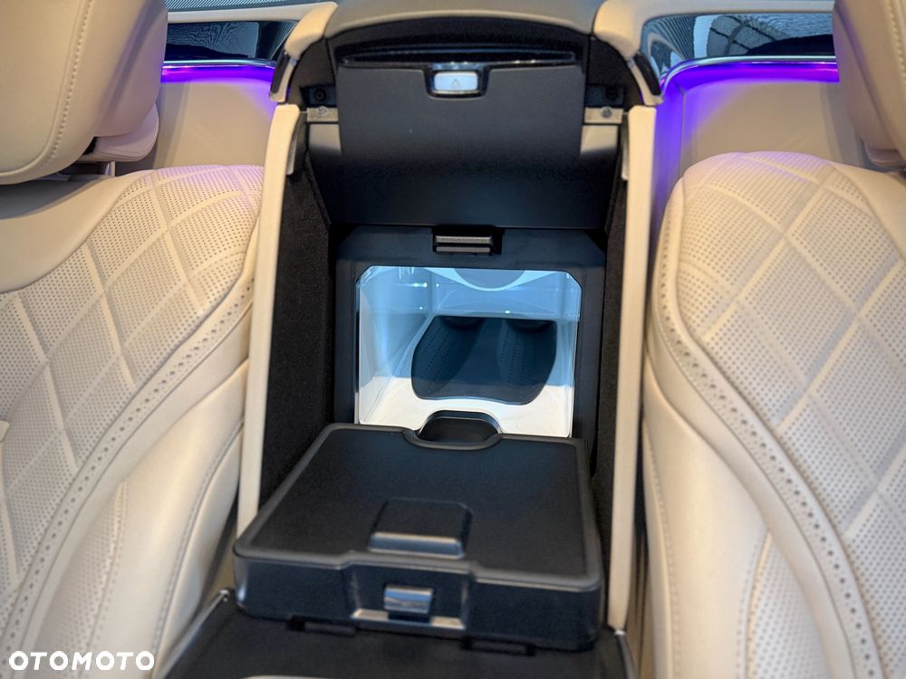 Mercedes-Benz Maybach Klasa S 560 9G-TRONIC - 35