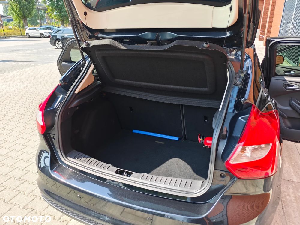 Ford Focus - 14