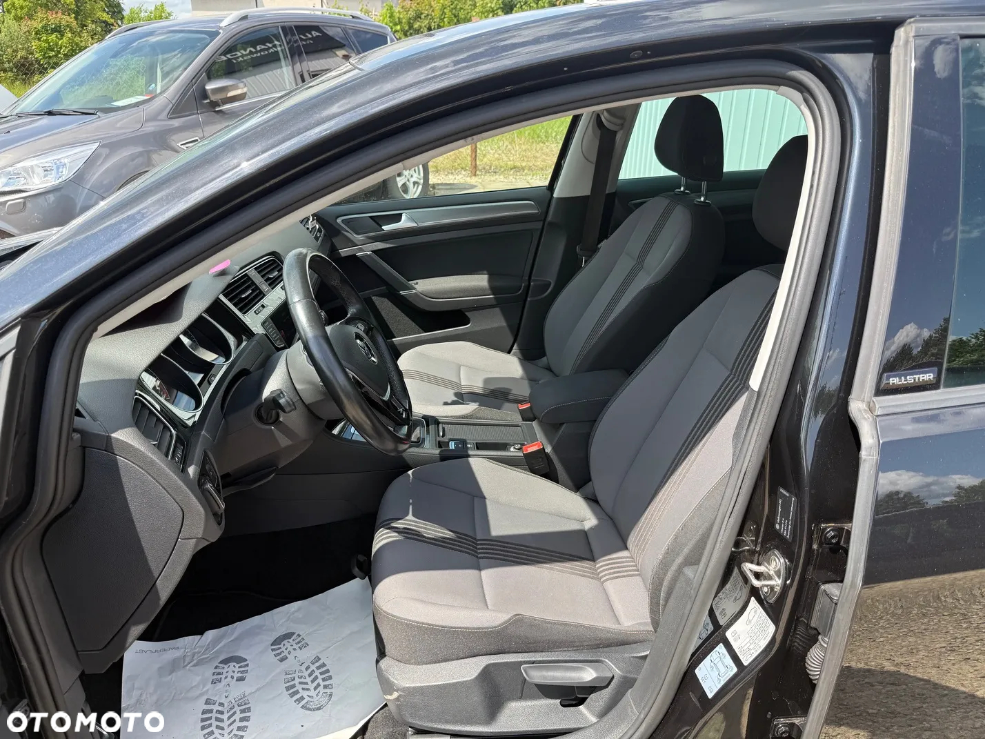 Volkswagen Golf 1.6 TDI BlueMotion Technology Allstar - 15