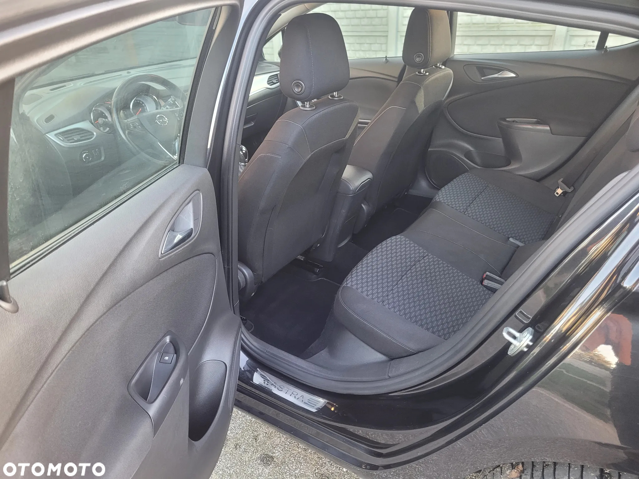 Opel Astra 1.4 Turbo Dynamic - 19