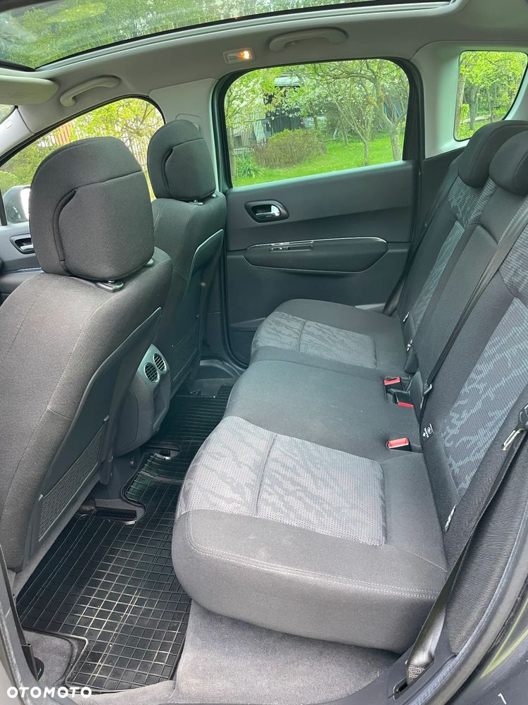 Peugeot 3008 HDi FAP 110 Premium - 6