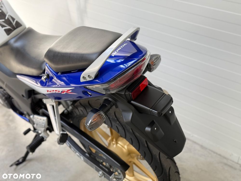 Honda CBR - 33