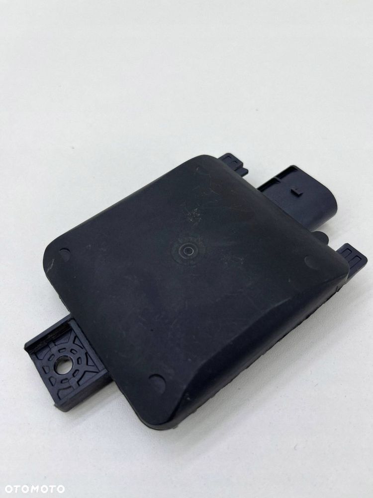 CUPRA LEON IV CZUJNIK MARTWEGO POLA ASYSTENT PASA RUCHU PRAWY 2Q0907686G - 2