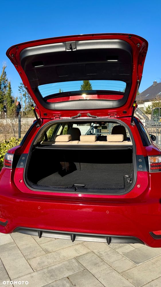 Lexus CT 200h Black - 13