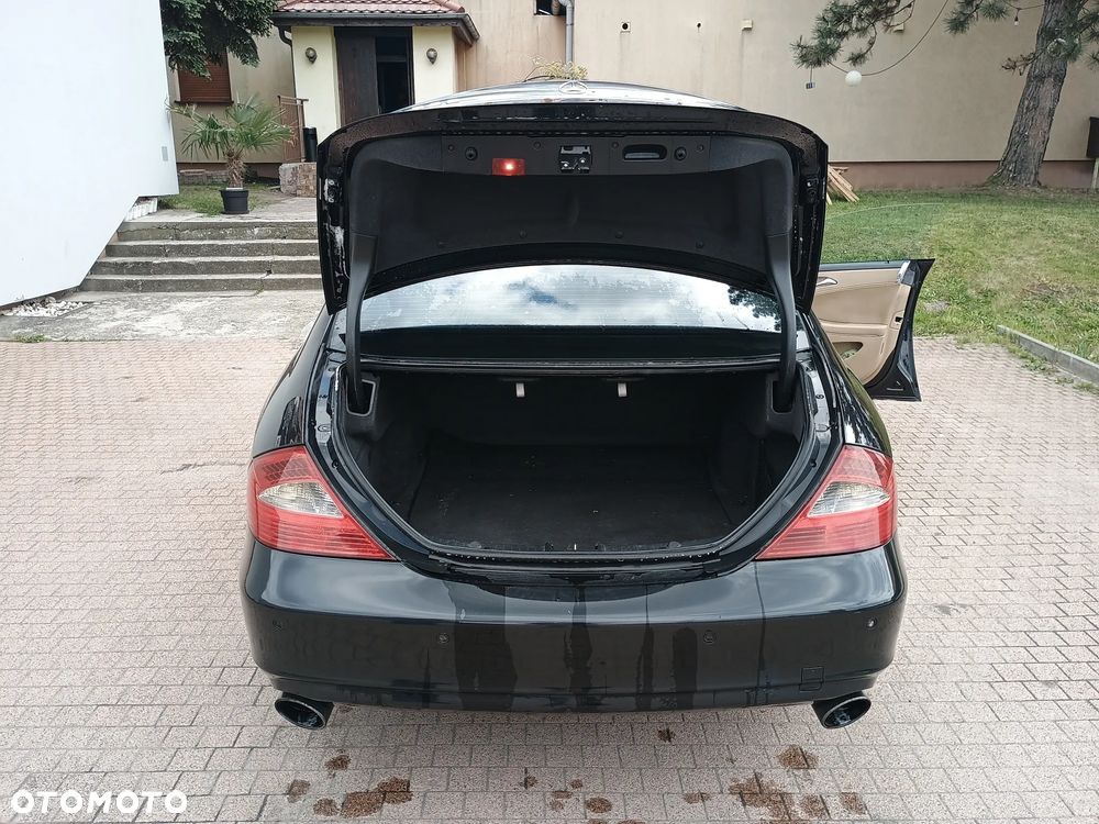 Mercedes-Benz CLS - 11