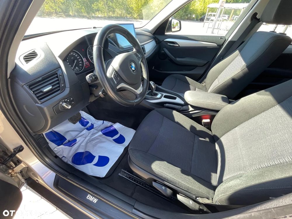 BMW X1 sDrive18d Sport Line - 10