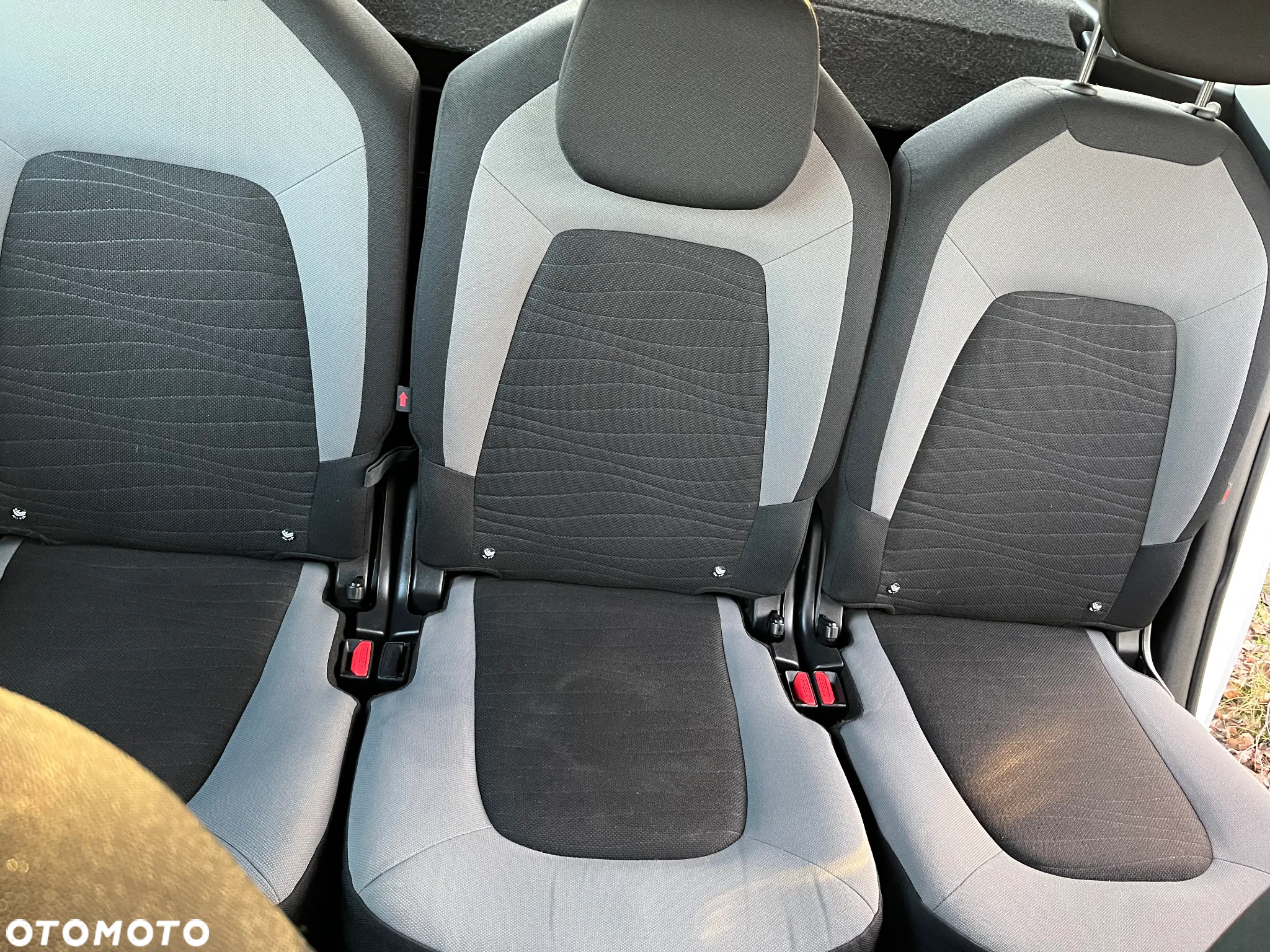 Citroën C4 Picasso e-HDi 115 Attraction - 19
