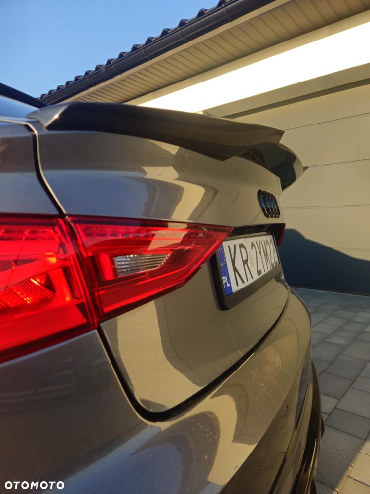 Audi A3 Limousine 2.0 TFSI quattro S tronic design - 5