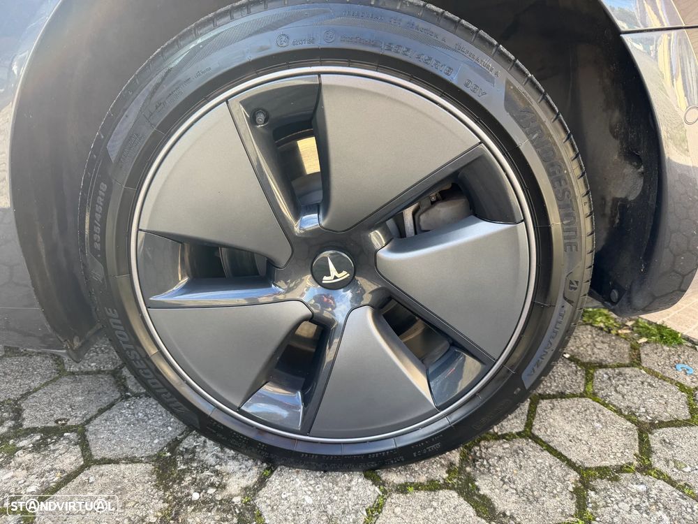 Tesla Model 3 Standard Range Plus RWD - 8