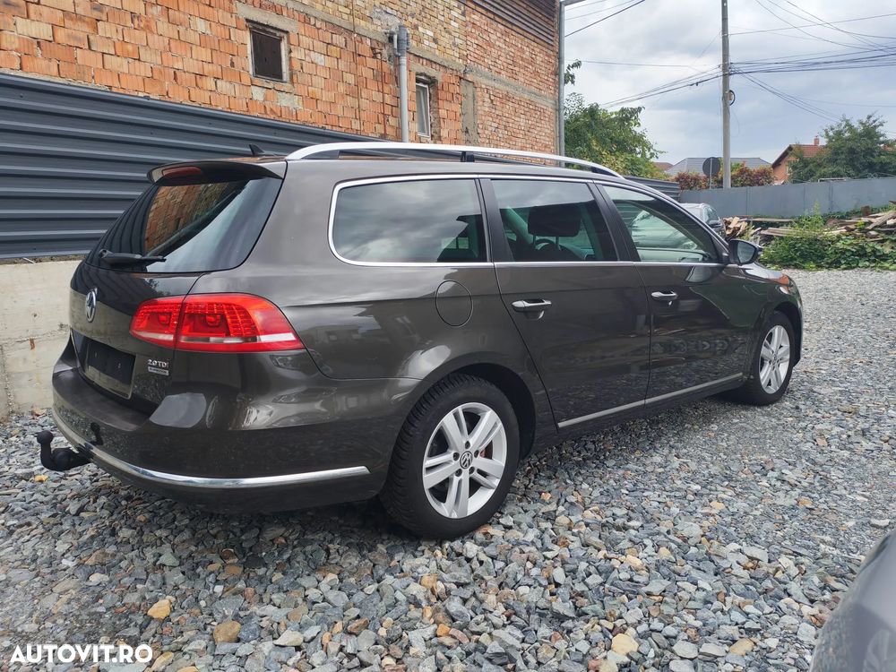 Volkswagen Passat Variant 2.0 TDI BlueMotion Technology Exclusive - 12