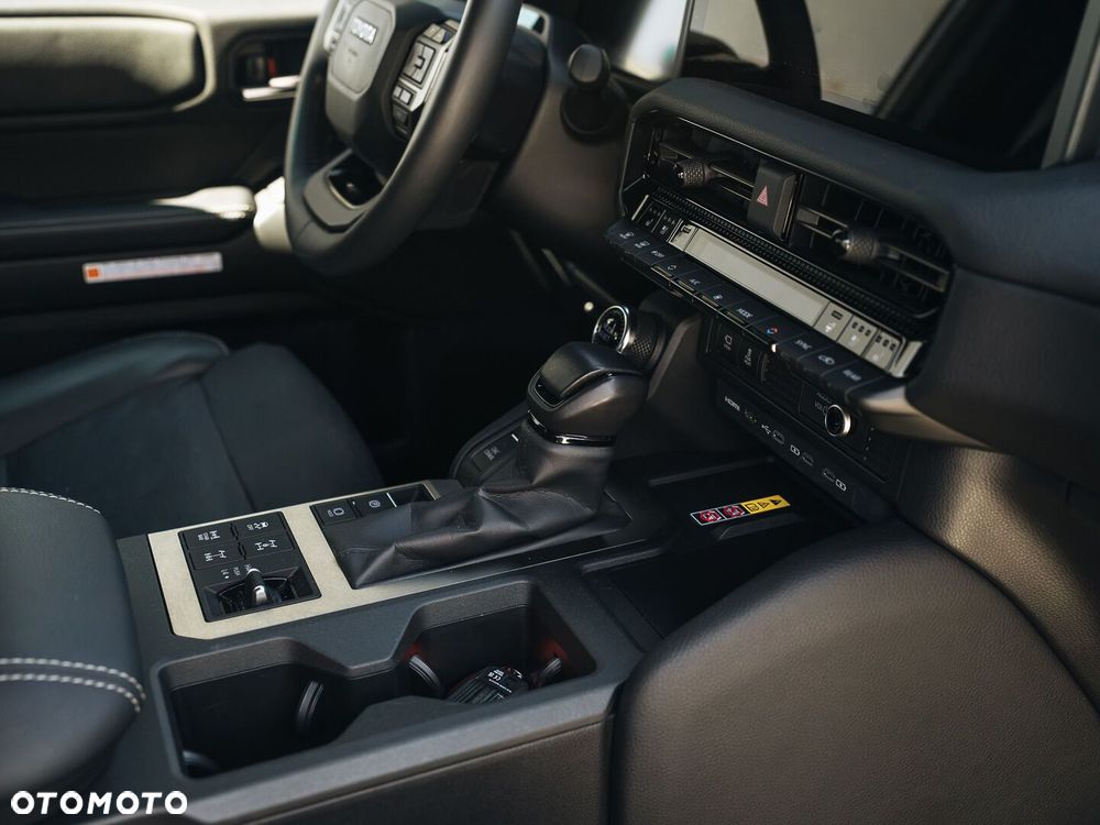 Toyota Land Cruiser LC 2.8 D-4D Executive - 31