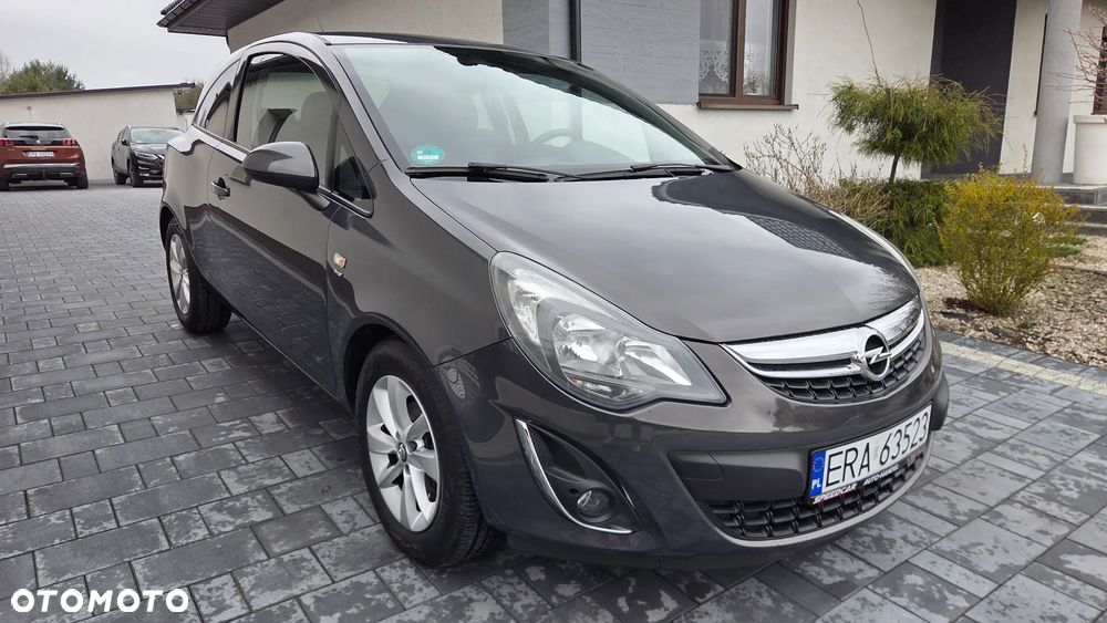 Opel Corsa 1.4 16V Energy - 12
