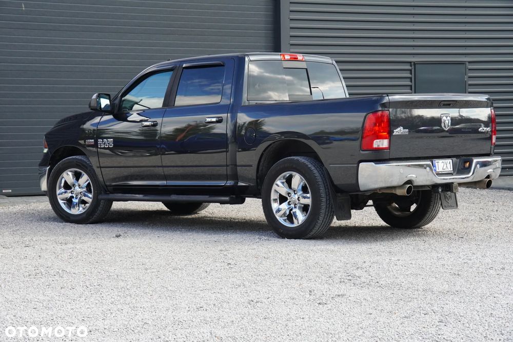 RAM 1500 Crew Cab Shortbed Bighorn - 23