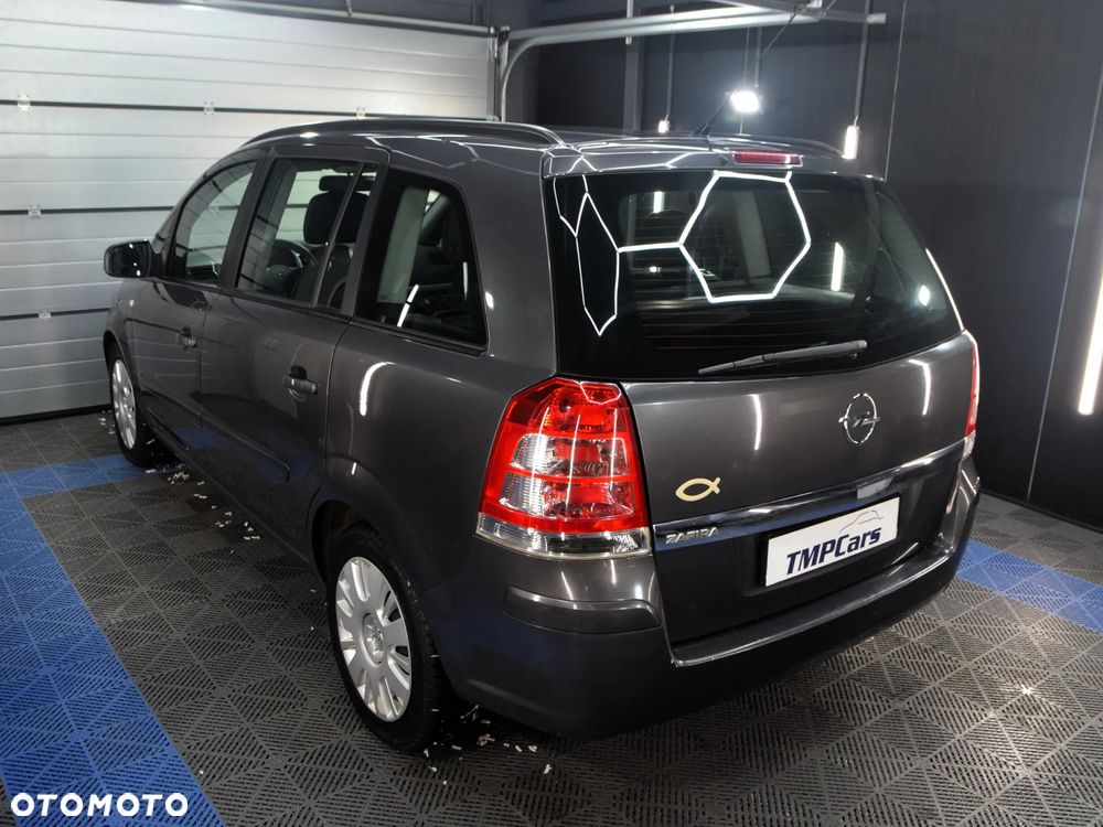 Opel Zafira - 22