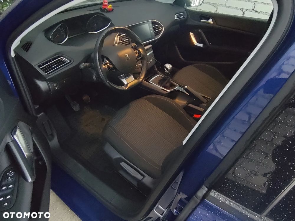 Peugeot 308 1.2 PureTech GPF Active Pack S&S - 2