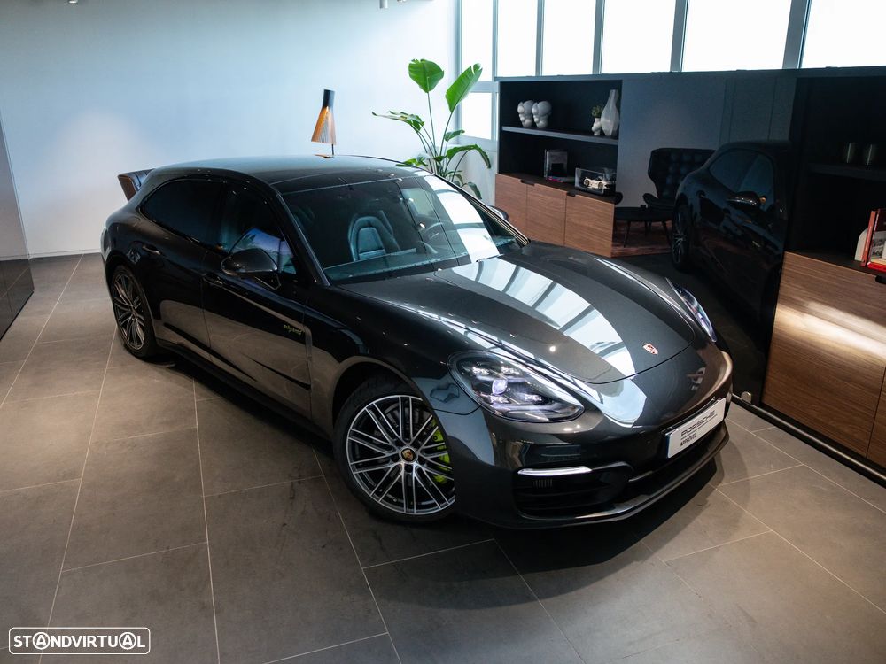 Porsche Panamera Sport Turismo 4 E-Hybrid Platinum Edition PDLS - 5