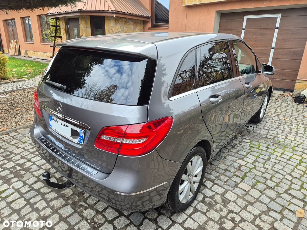 Mercedes-Benz Klasa B 180 d 7G-DCT Edition - 3