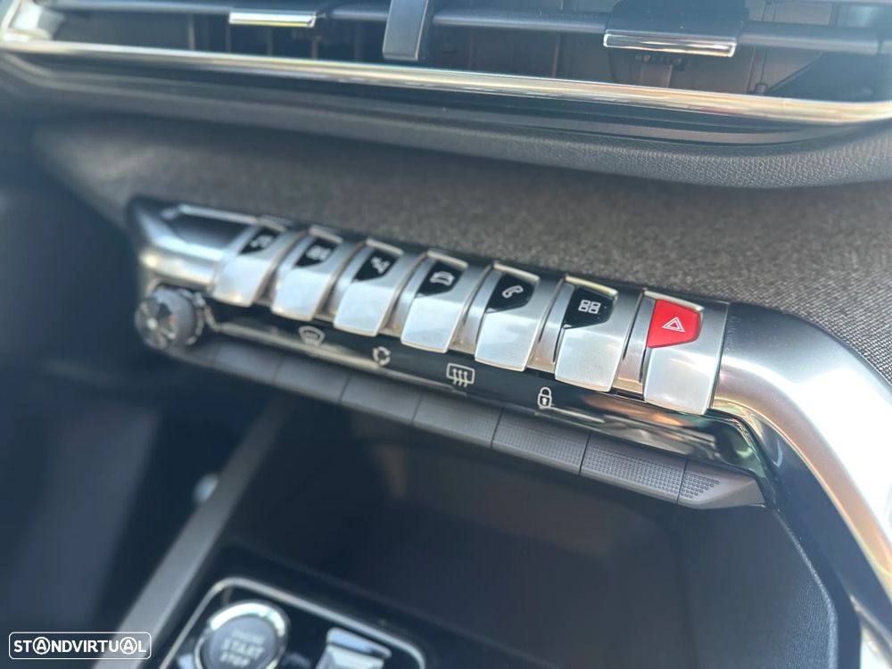 Peugeot 5008 1.5 BlueHDi Allure Pack EAT8 - 24