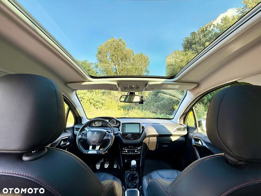 Peugeot 2008 1.2 Pure Tech GPF Crossway S&S - 9