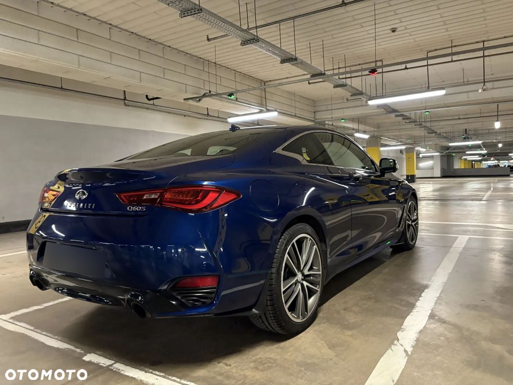 Infiniti Q60 3.0t AWD Sport Tech - 10
