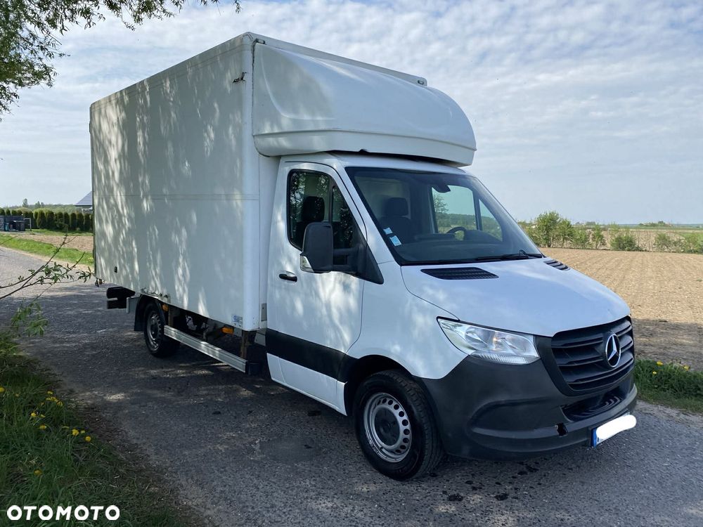Mercedes-Benz Sprinter - 4