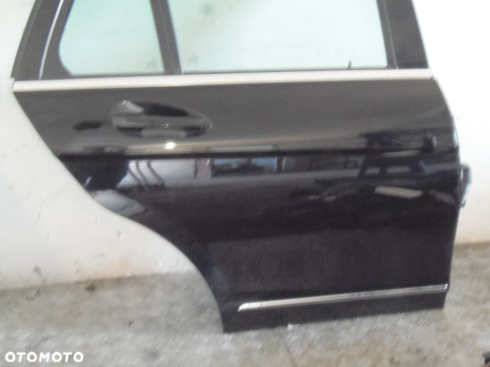 MERCEDES W204 DRZWI PRAWE TYŁ C197 KOMBI - 2