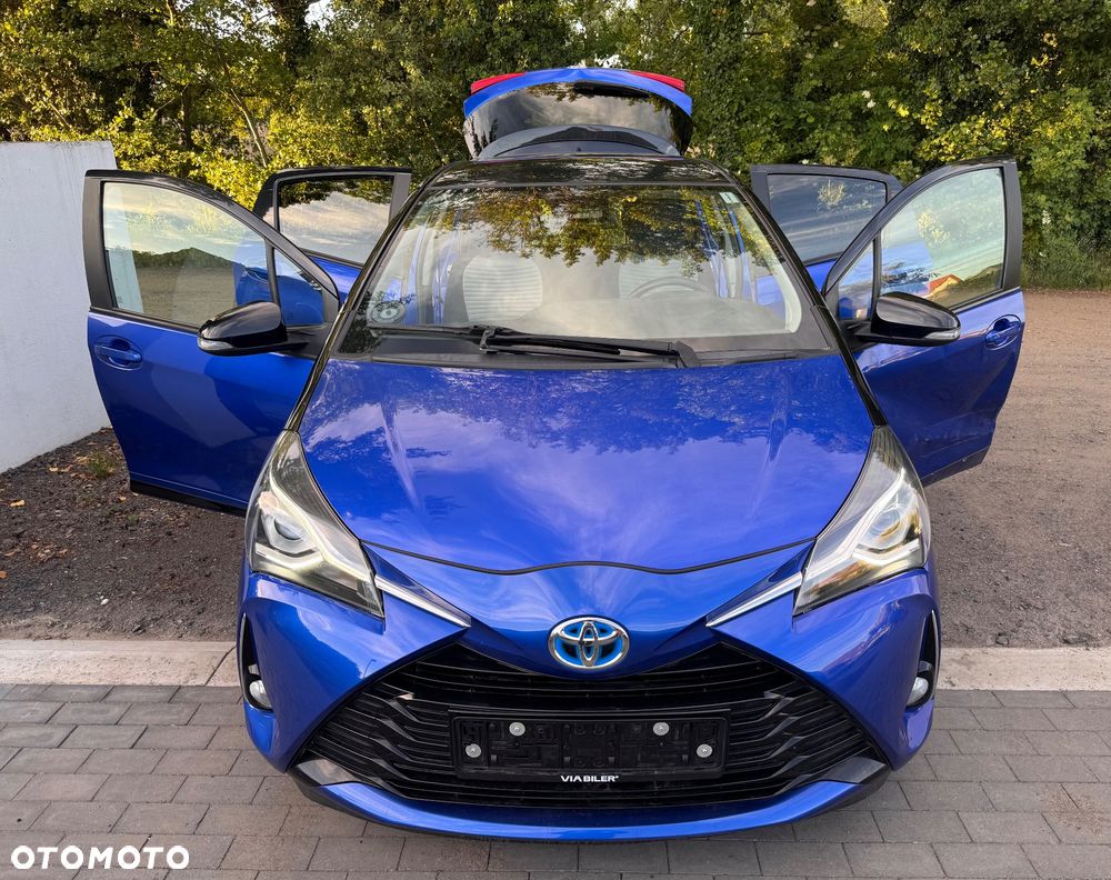 Toyota Yaris Hybrid 100 Selection Platinum - 1