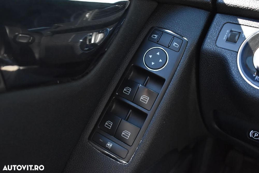 Mercedes-Benz C 200 CDI BlueEFFICIENCY T-modell - 15
