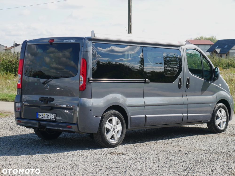 Opel Vivaro - 11