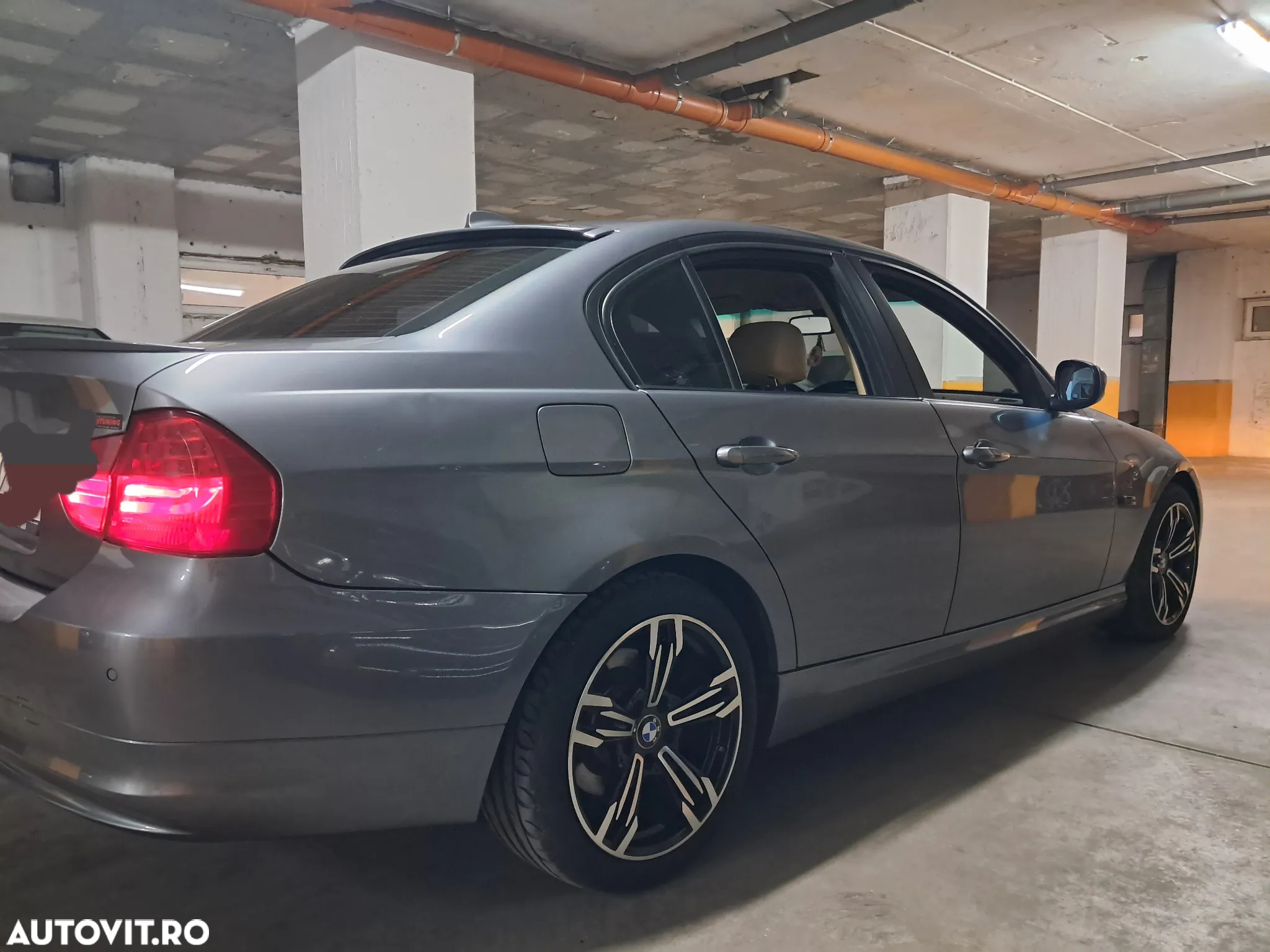 BMW Seria 3 318d - 11