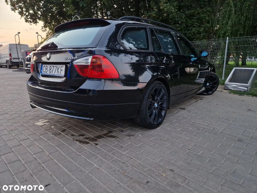 BMW Seria 3 318d - 2