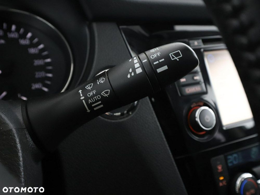 Nissan X-Trail 1.6 DCi N-Connecta 4WD - 33