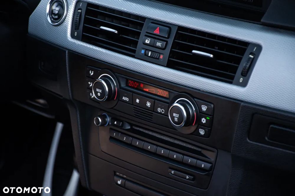 BMW Seria 3 330d DPF - 32