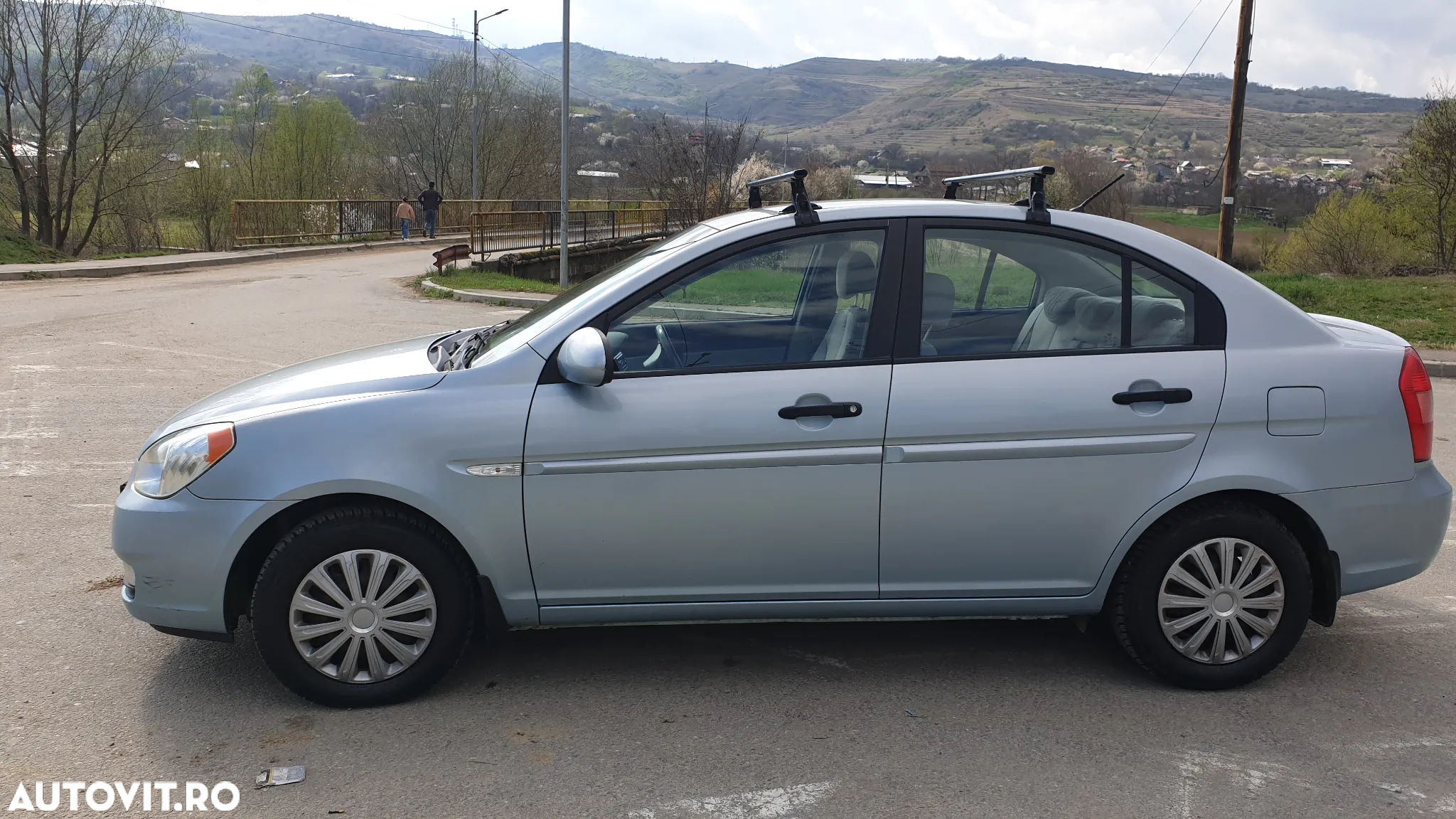 Hyundai Accent MC 1.5 CRDI 4DR GL STYLE - 4