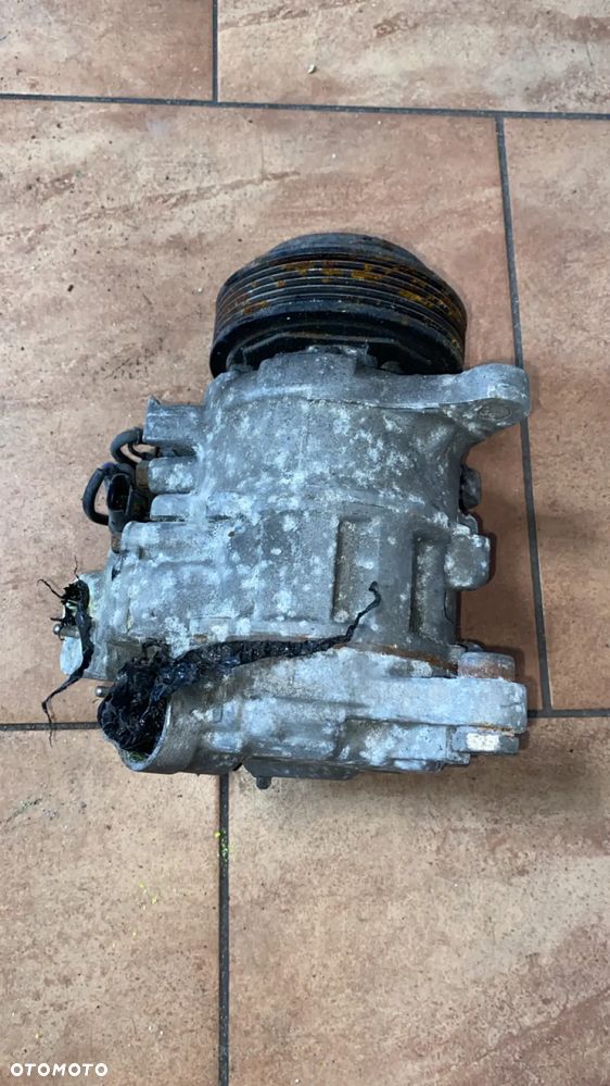 SPRĘŻARKA KOMPRESOR KLIMATYZACJI BMW F10 F11 F20 F30 9225703 - 2