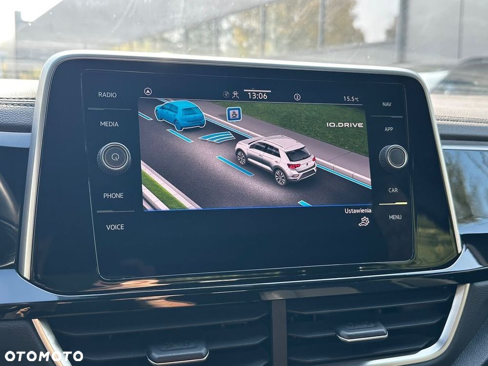 Volkswagen T-Roc 1.5 TSI R-Line DSG - 22