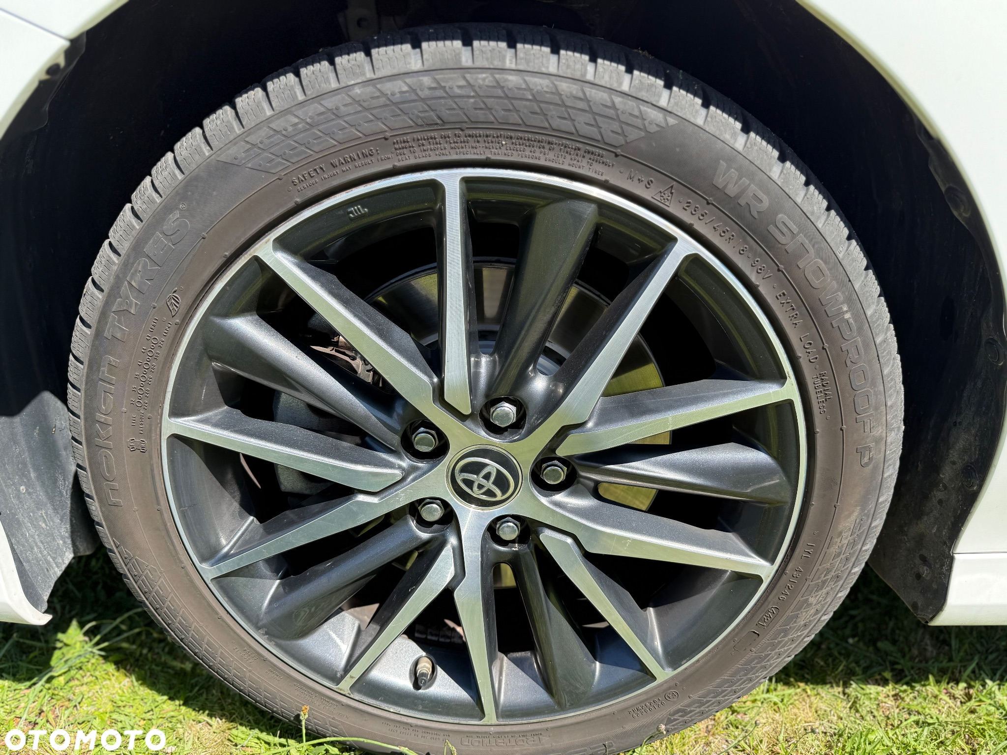 Toyota Camry Business Edition - 22