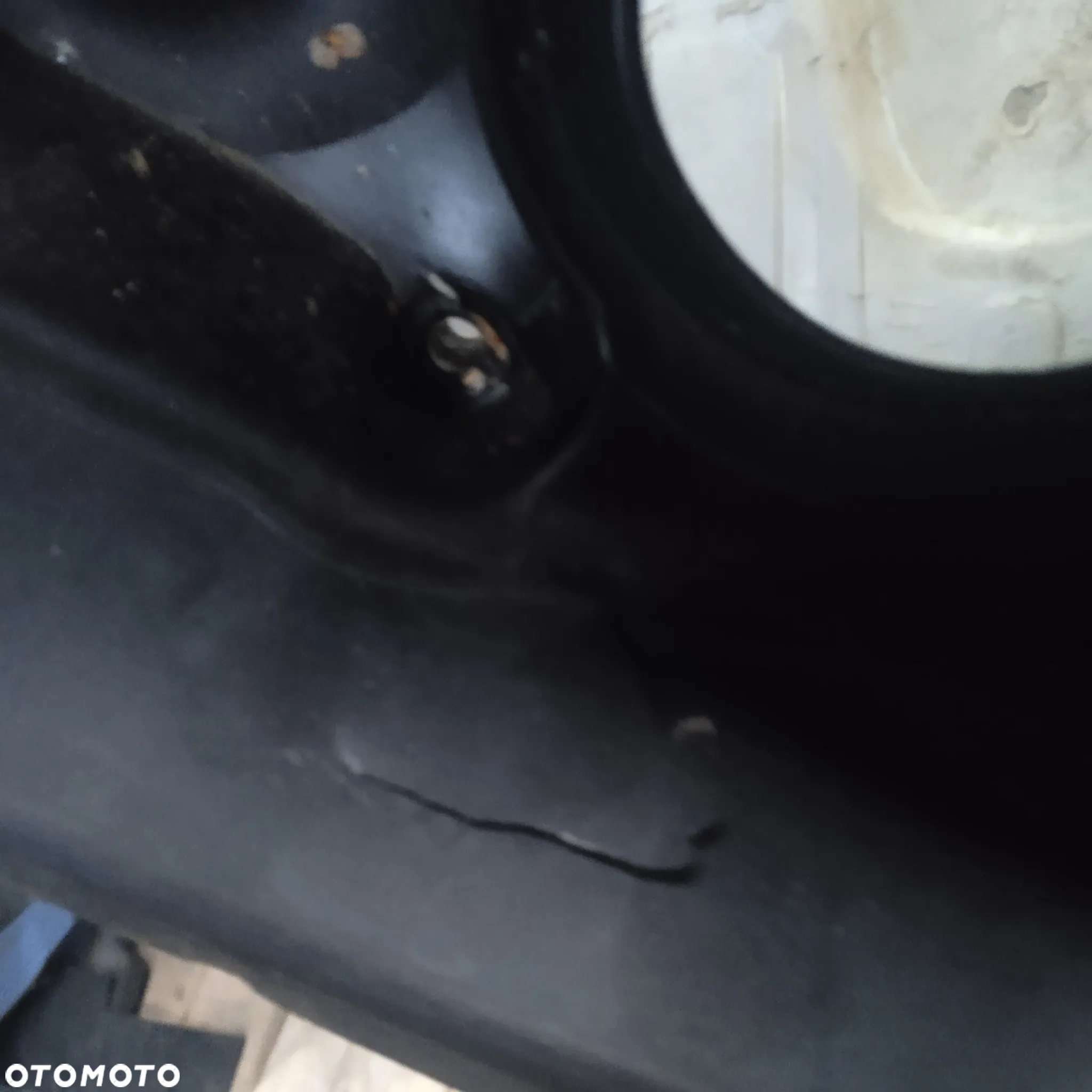 Klapka wlewu paliwa A4 B9 8W0809906 - 4