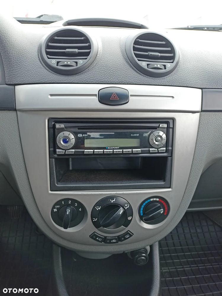 Chevrolet Lacetti - 9