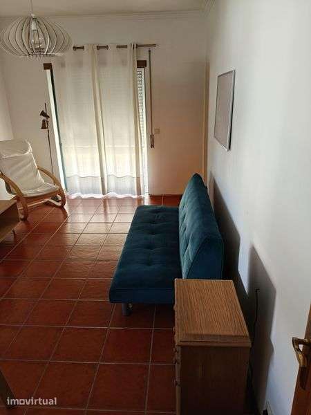 T1 Mobilado para Arrendamento em Celas - Grande imagem: 2/12
