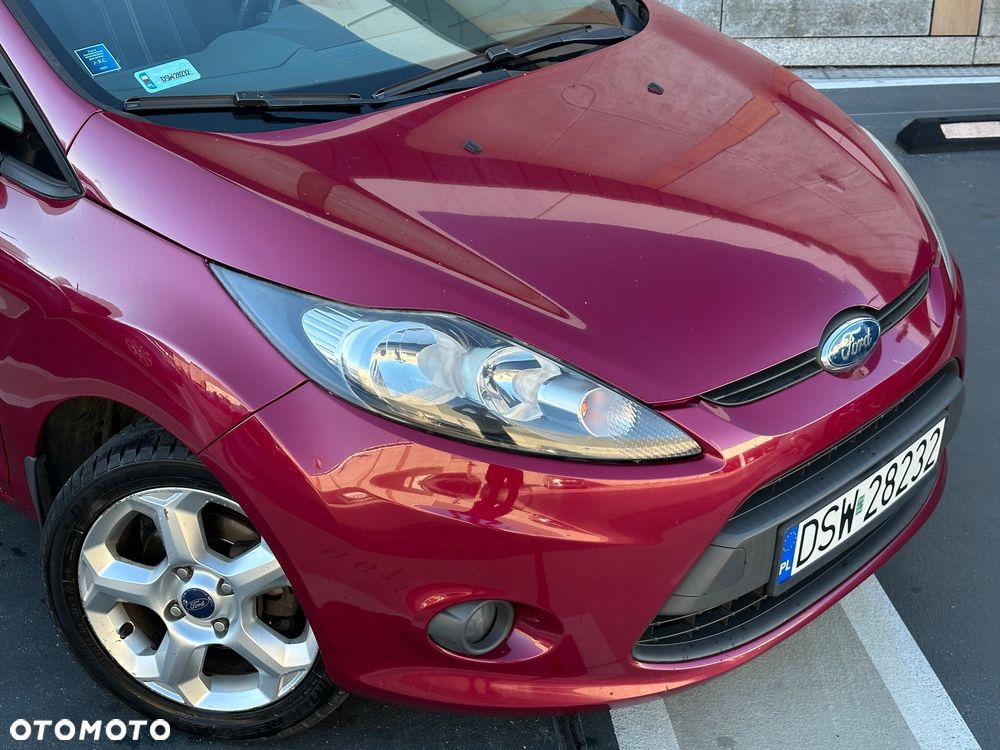 Ford Fiesta - 12