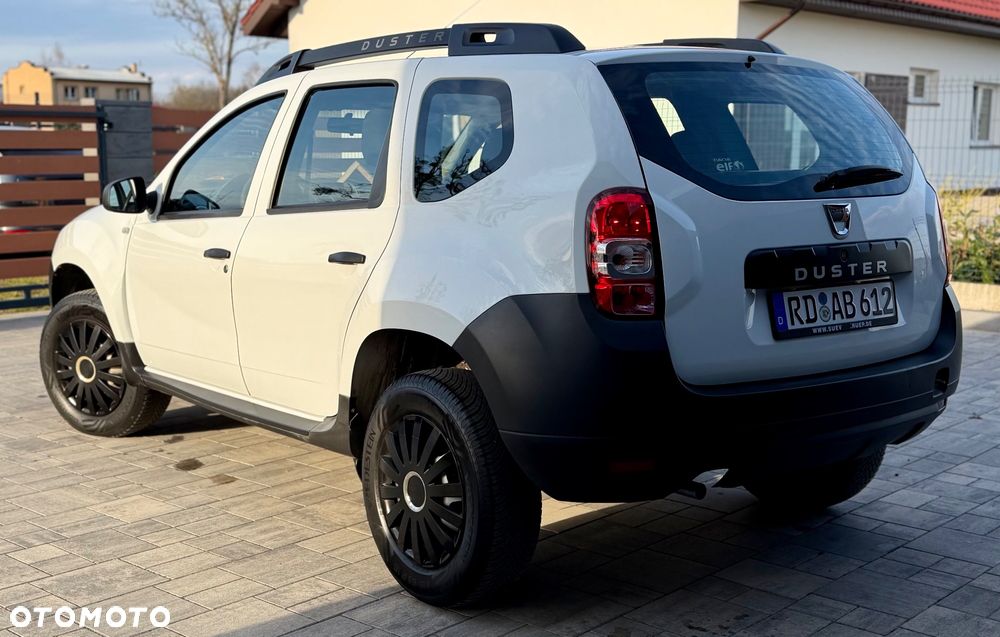 Dacia Duster 1.6 16V 105 4x2 Prestige - 4