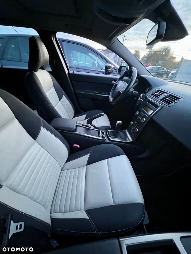 Volvo V50 2.0 RDesign Edition - 14