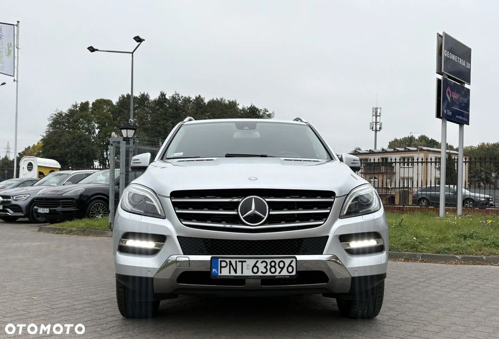 Mercedes-Benz Ml 2012 photo 2