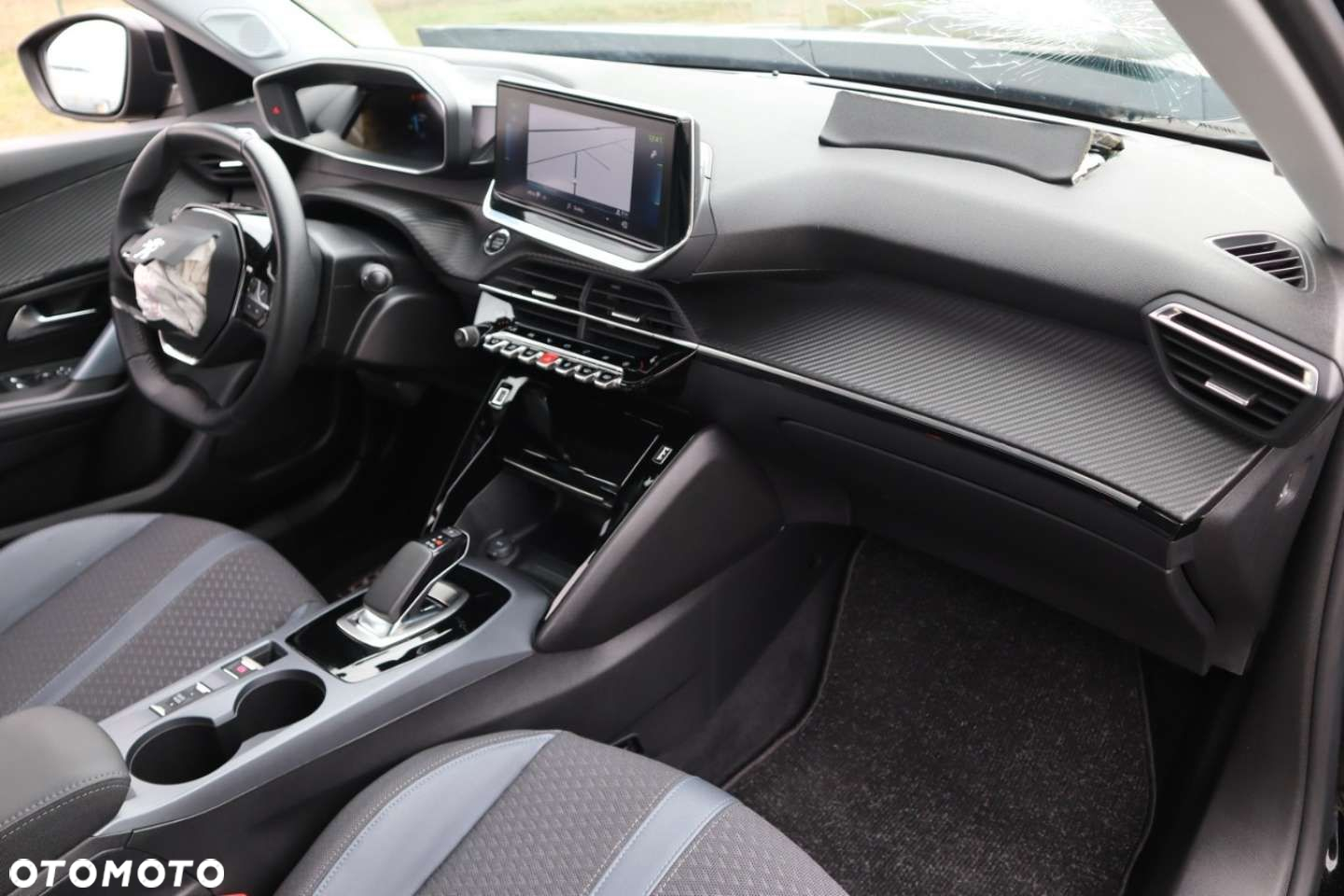 Peugeot 2008 Elektro Allure - 33