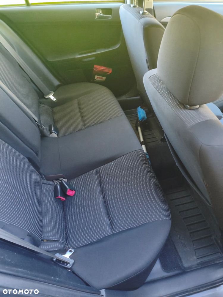 Mitsubishi Lancer 1.8 Invite - 19