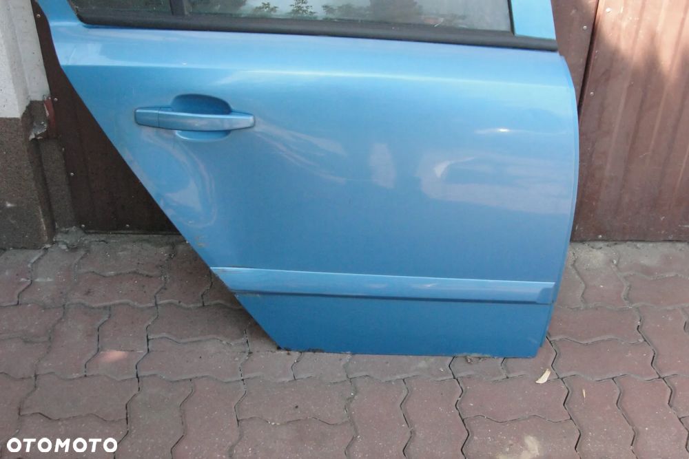 DRZWI PRAWY TYŁ OPEL ASTRA H - 2