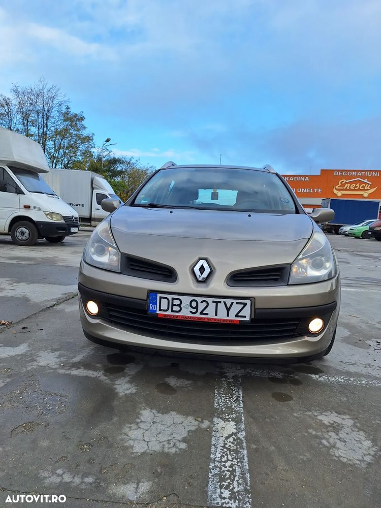 Renault Clio 1.2 16V Grandtour Authentique - 11
