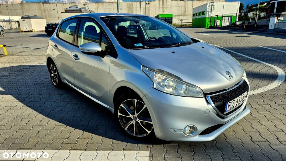 Peugeot 208 1.4 HDi Access - 1